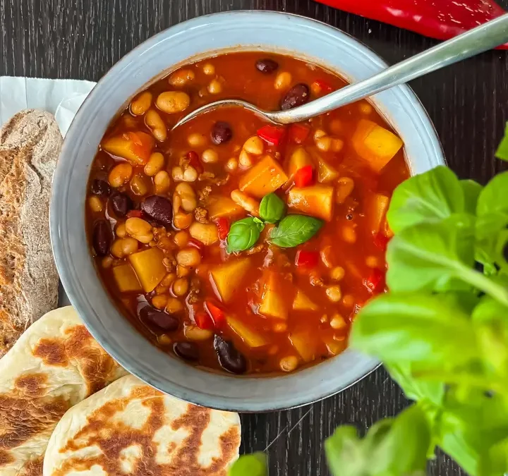 Bohnensuppe mit Kartoffeln