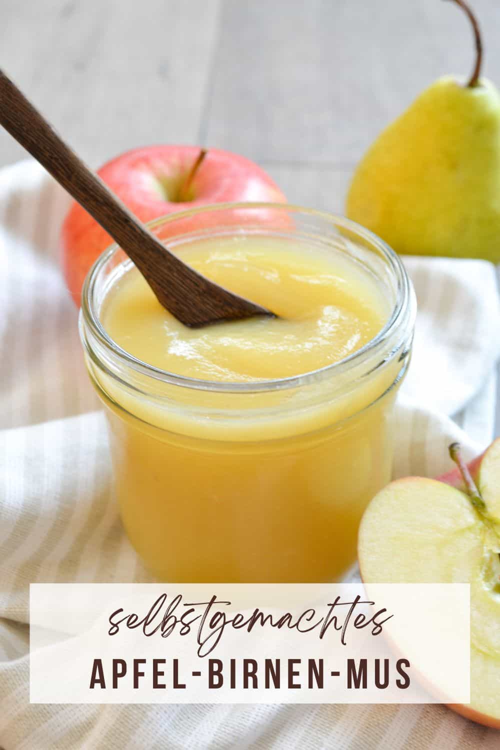 Zuckerfreies Apfelmus ♥ mit Geheimzutat!