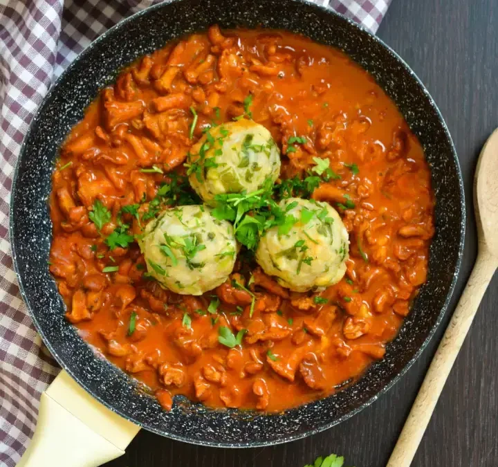 Eierschwammerl Gulasch