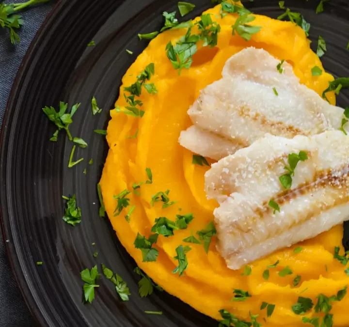 Seelachsfilet auf Hokkaido-Püree