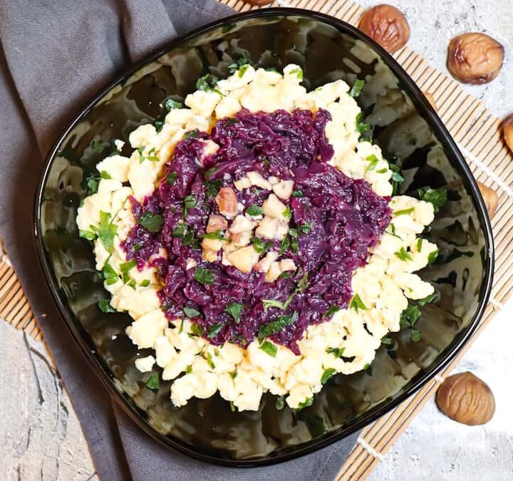 Blaukraut auf Butterspätzle mit Maroni