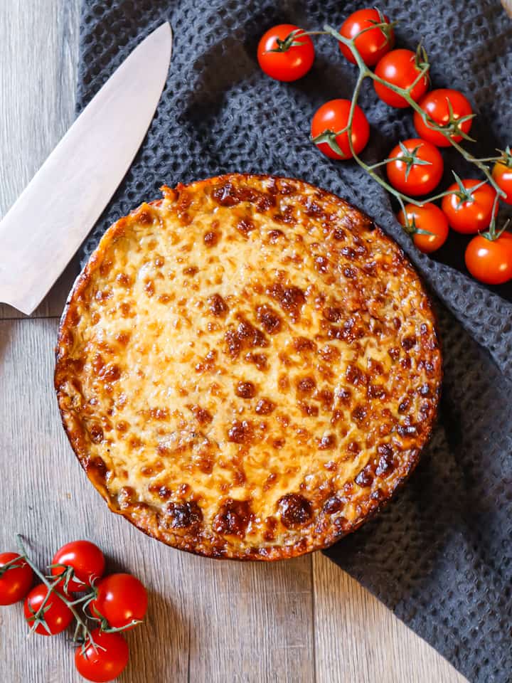 Baked Beans portioniert in ofenfesten Formen aus Porzellan
