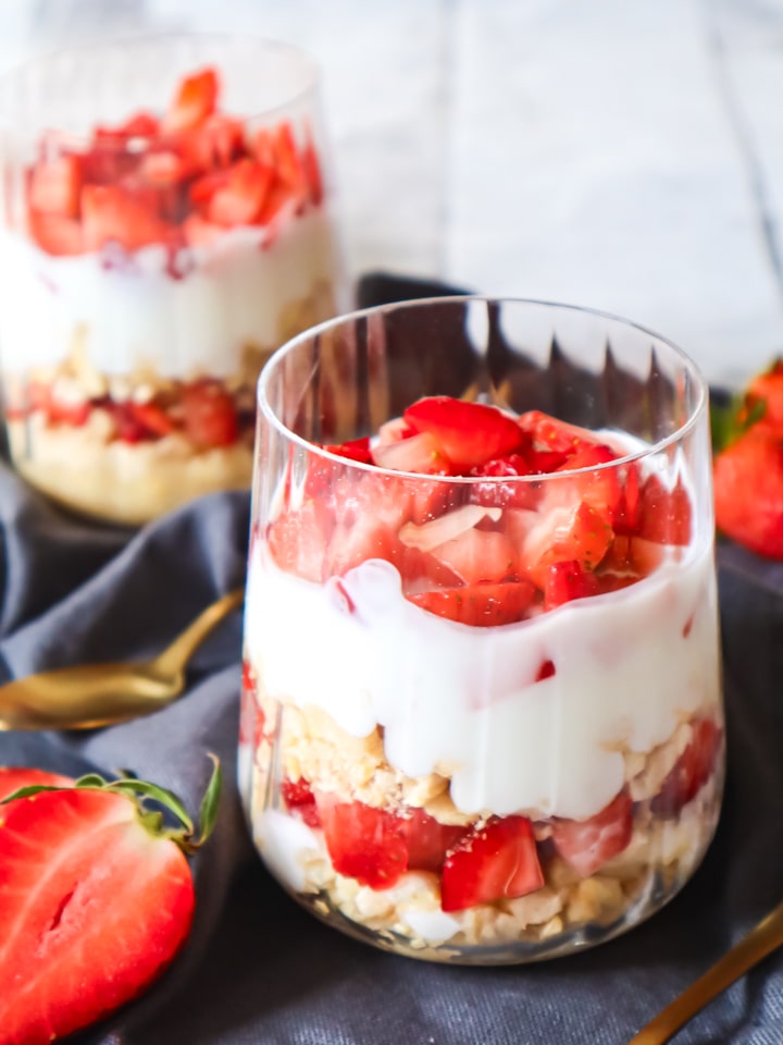Reiswaffel-Erdbeer-Schichtdessert