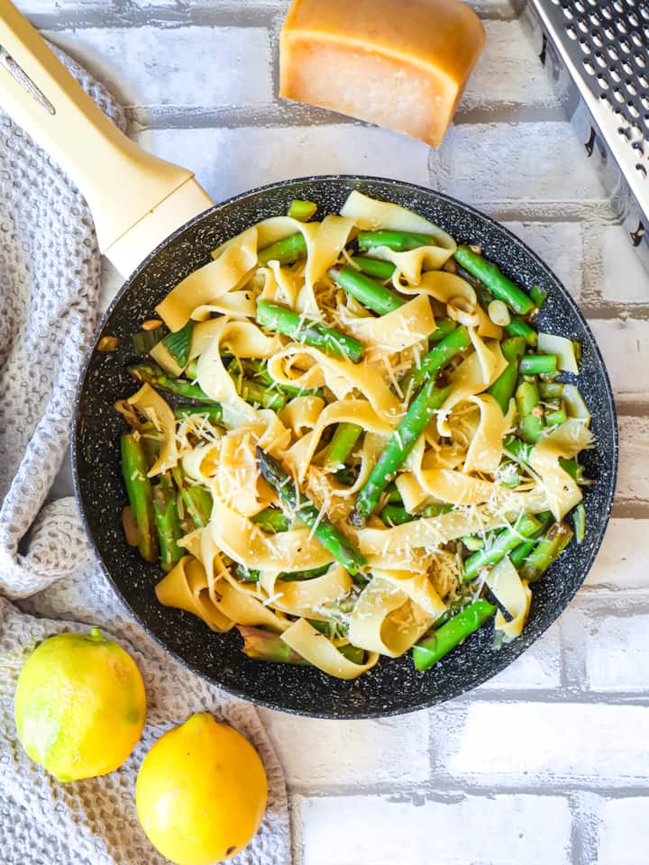 Spargel-Zitronen-Pasta