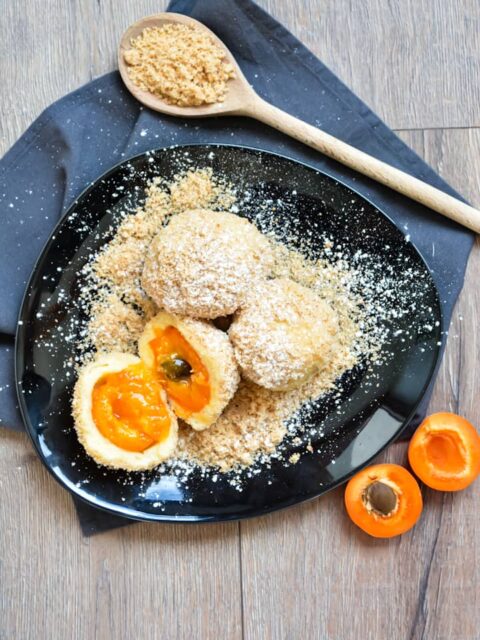 Marillenknödel aus Topfenteig ♥ wie bei Oma!