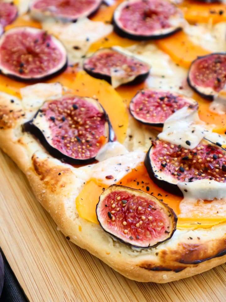 Ausschnitt aus Korb mit Apfeltaschen