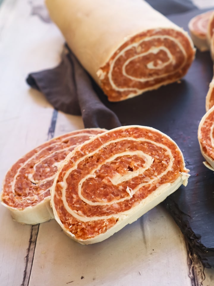 Ausschnitt aus Korb mit Apfeltaschen