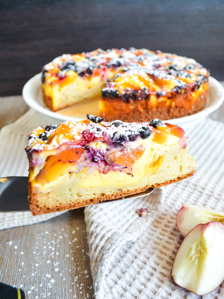 Ausschnitt aus Korb mit Apfeltaschen