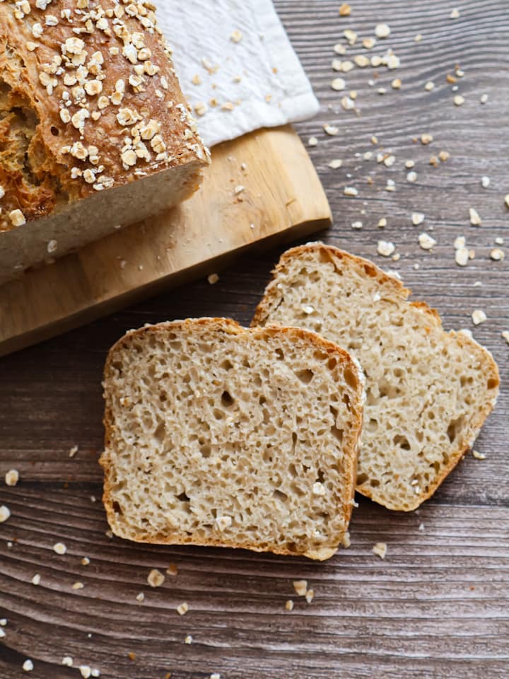 Haferflockenbrot mit Roggensauerteig