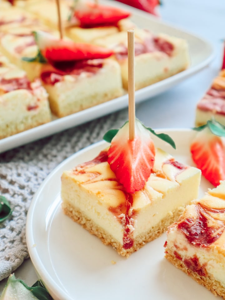 Ausschnitt aus Korb mit Apfeltaschen