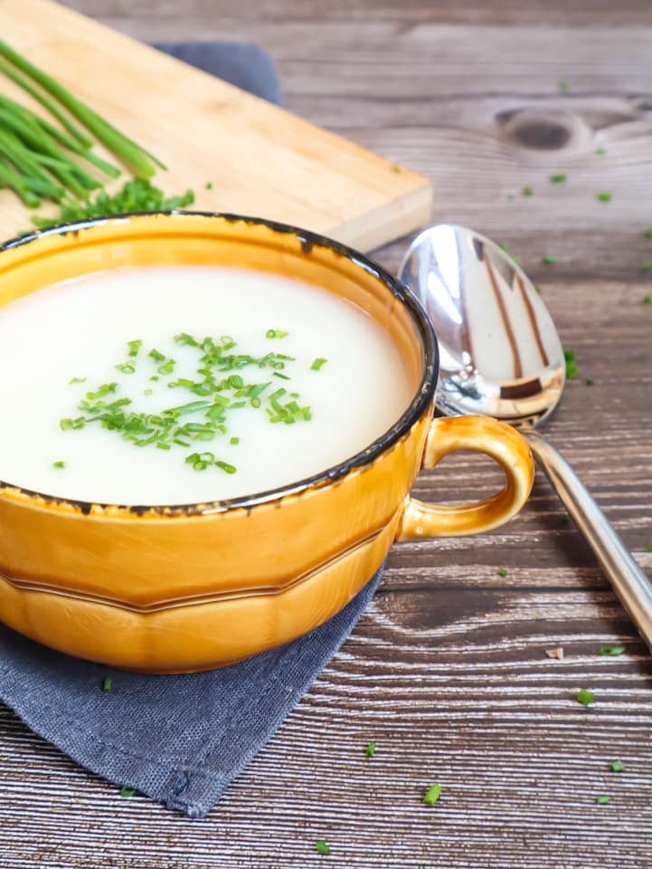 Ausschnitt aus Korb mit Apfeltaschen