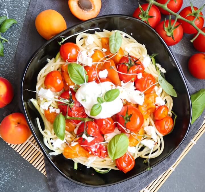 Sommerliche Marillen-Tomaten Spaghetti