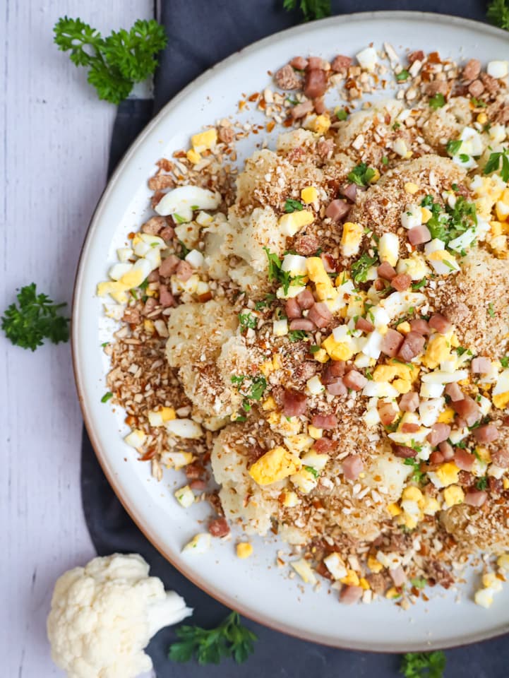 Karfiol mit Salzstangen Soletti mit Karfiol, Eier und Speck