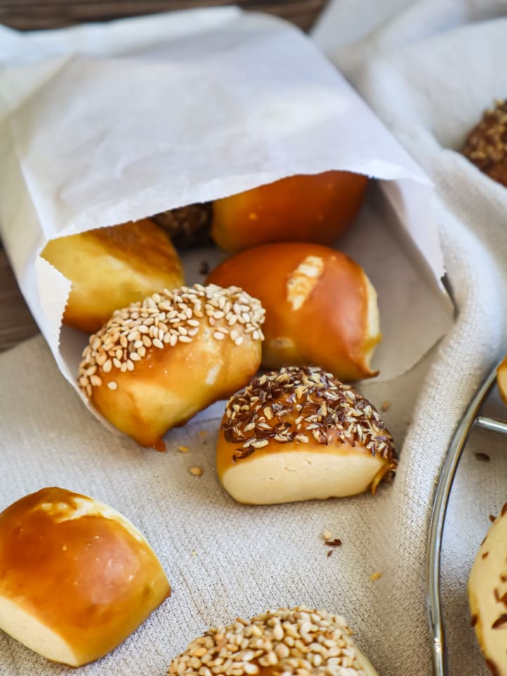 Apfelbrot in Scheiben geschnitten