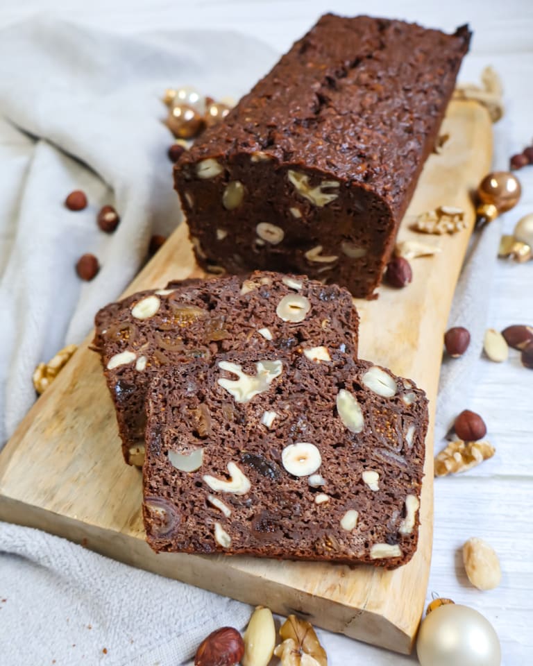 schoko-fruechtebrot-03-min Apfelbrot in Scheiben geschnitten