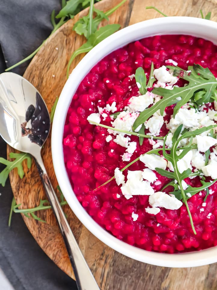 Birnen-Hälften mit Gorgonzola und Walnüssen