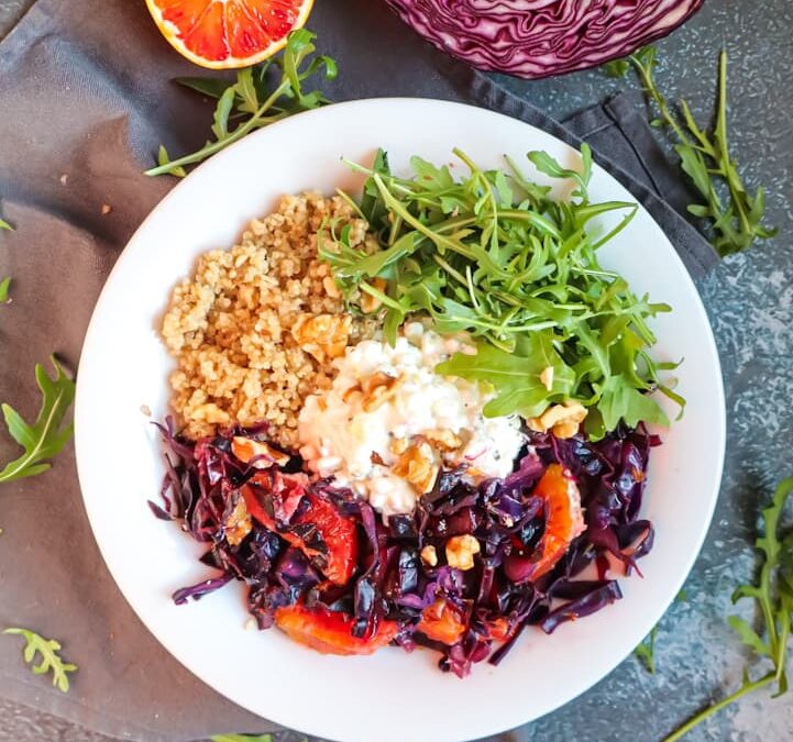 Rotkohl-Blutorangen-Bowl