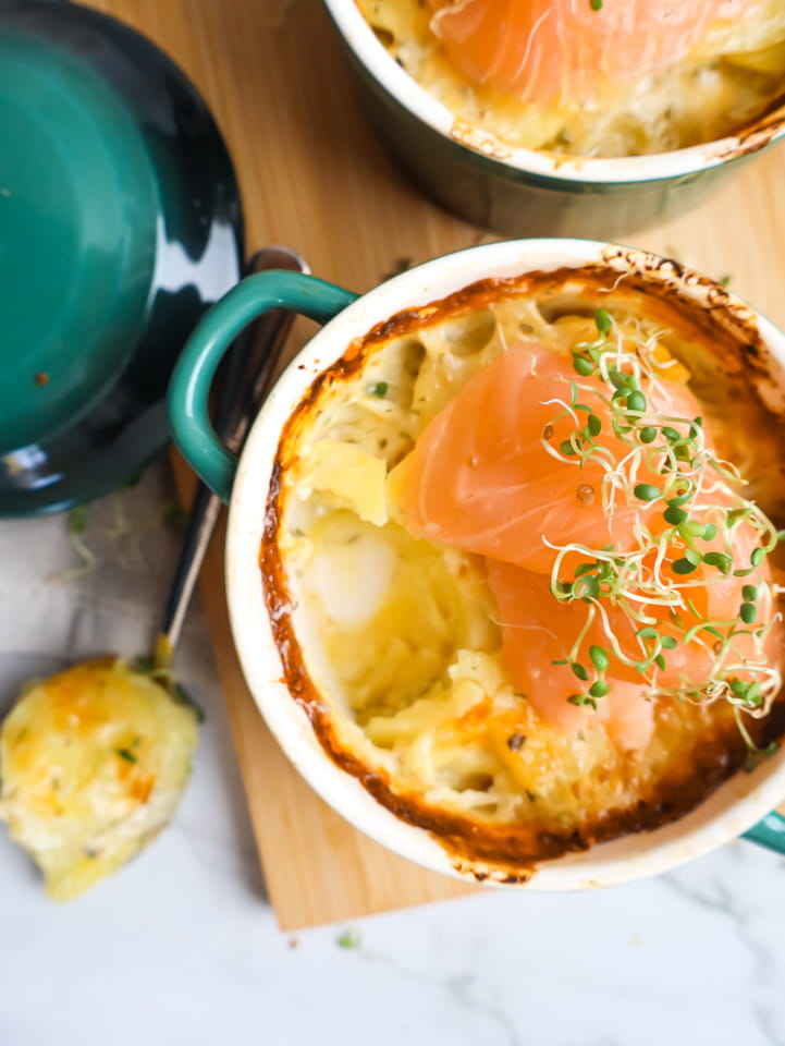 Birnen-Hälften mit Gorgonzola und Walnüssen