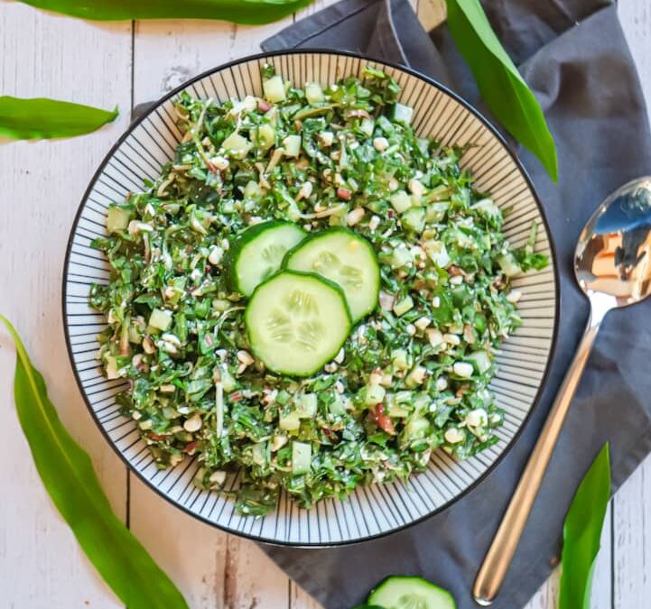 Löwenzahn-Bärlauch Salat