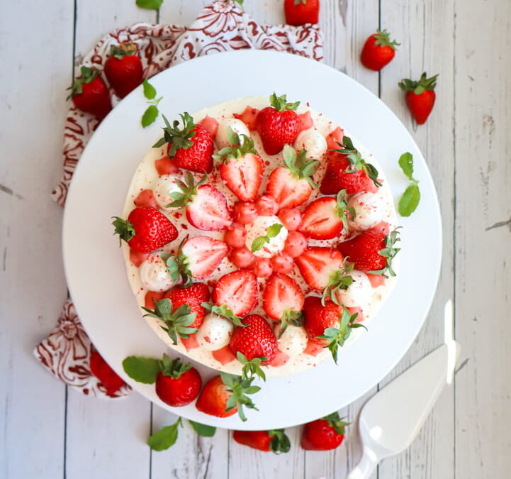 Muttertagstorte mit Erdbeeren