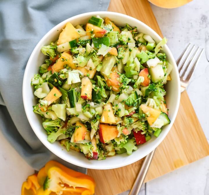 Brokkoli-Pfirsich-Salat